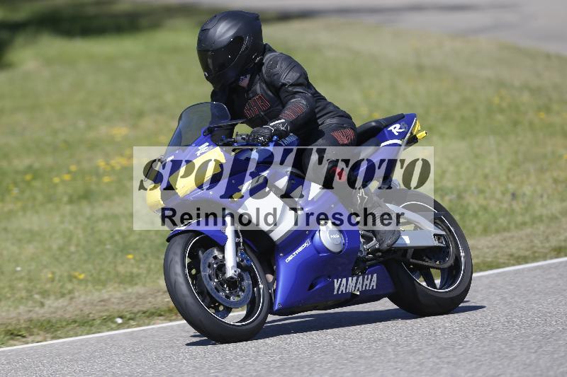 /15 22.05.2026  Plüss Moto Sport  Discover the Bike ADR /Gruppe gruen - Bike 1/28